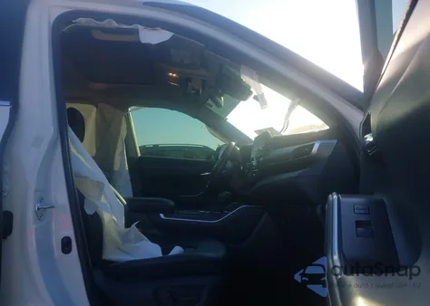 2021 Toyota Highlander Xle from USA, damaged, VIN 5TDGZRAH1MS519235